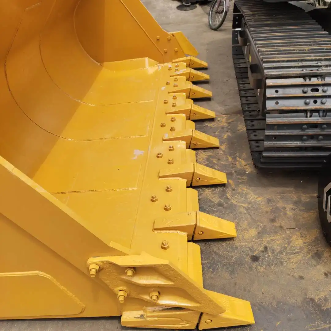 How to remove bucket from front end loader?